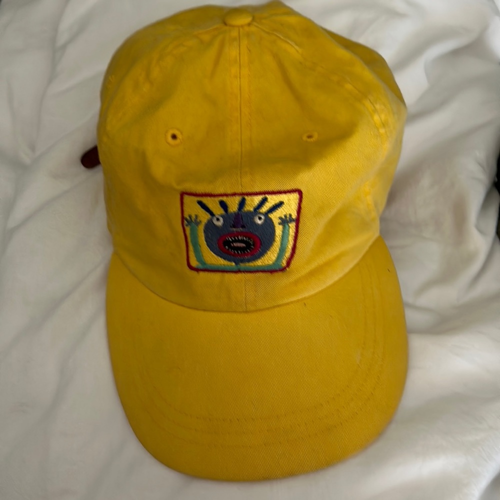 Grayton Beach baseball cap with leather strap. 100% cotton. OS.
